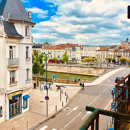 Studio Meublé - 2ème étage Apartamento *